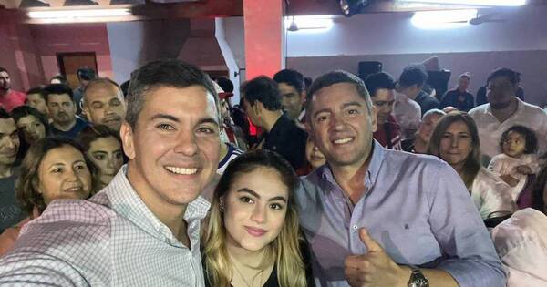 La Nación / En jóvenes manos está el rumbo del Paraguay mejor
