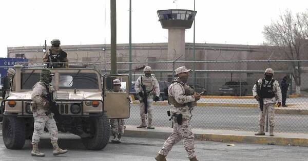 La Nación / Sube a 19 muertos y 25 fugados tras ataque a cárcel en México