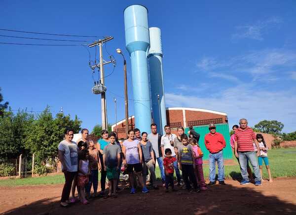 Calor desesperante y sin agua en el barrio 8 de Diciembre de Encarnación