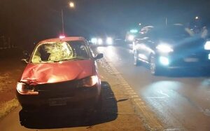Peatón muere atropellado por un automóvil  - ABC en el Este - ABC Color