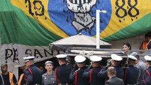 Finaliza velorio de Pelé tras visita de 230.000 personas