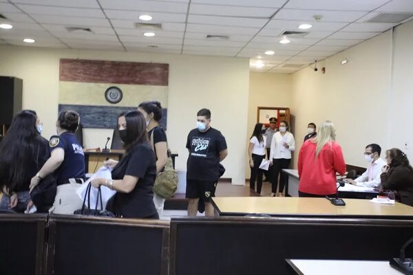 Caso Mercat: ratifican prisión a estudiantes de derecho vinculados a esquema narco - Policiales - ABC Color