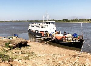 Bajante del río deja sin línea de abastecimiento a Bahía Negra  - A La Gran 7-30 - ABC Color
