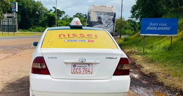 La Nación / Un taxista falleció en el Centro de Frontera de Puerto Iguazú mientras esperaba a pasajero