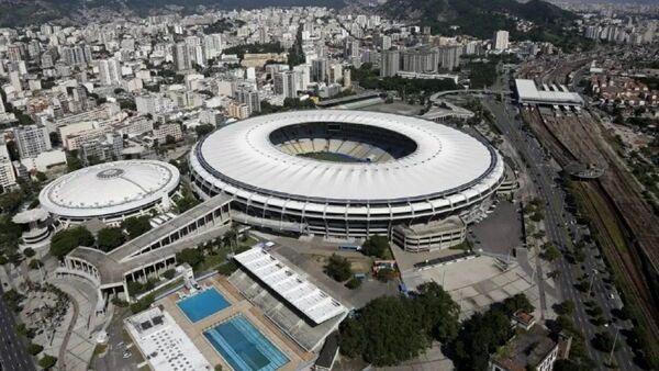 Bautizan con nombre de Pelé la avenida que circunda el Maracaná