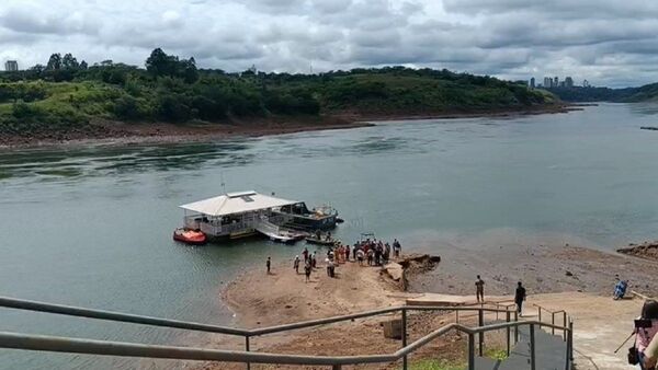 Pescadores hallan cadáver de un hombre en el río Paraná