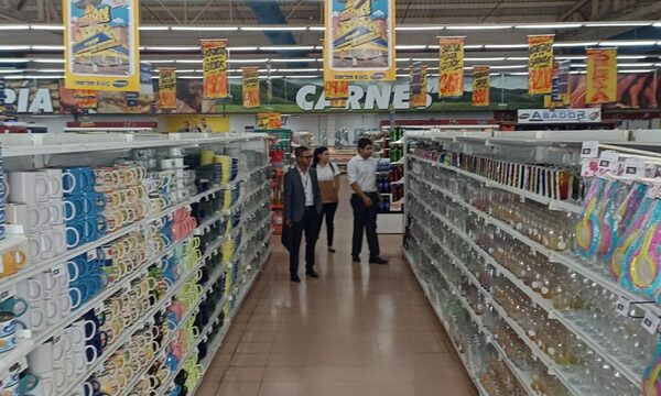Realizan control de calidad de productos y servicios en Franco