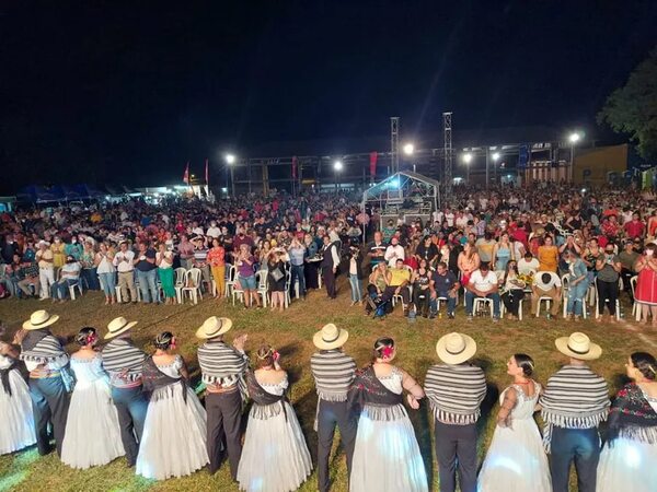 Vuelve con todo el tradicional Festival del Poncho Para’i 60 Listas de Piribebuy - Nacionales - ABC Color