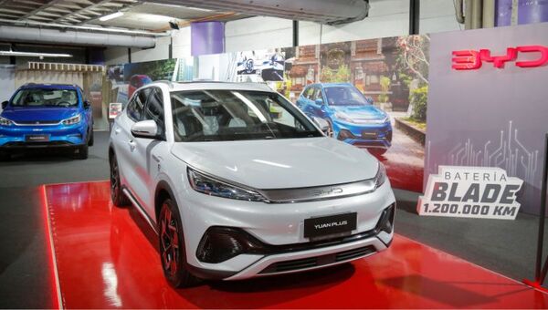 Adiós al combustible fósil: BYD prevé aumentar de 20 a 23% ventas de modelos eléctricos