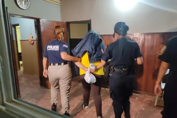 Lo que hallaron en la casa de la pareja que habría robado a bebé - Policiales - ABC Color