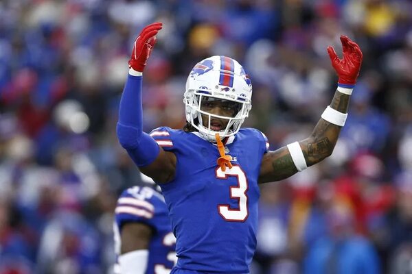 NFL: Damar Hamlin está en estado crítico de salud - Polideportivo - ABC Color