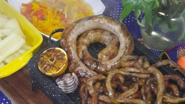 Ofrece chinchulín a la parrilla a quien se haga pasar por su novia