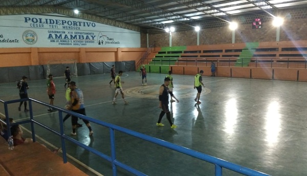 Fútbol de Salón: Amambay sigue con sus preparativos para las eliminatorias del Nacional 2023 - Radio Imperio