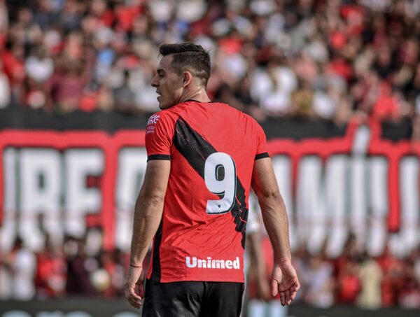 Diego Churín tiene ofertas de Olimpia y de un club árabe · Radio Monumental 1080 AM