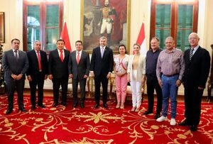 Abdo firmó el proyecto de ley que aprueba préstamo para obras de agua potable