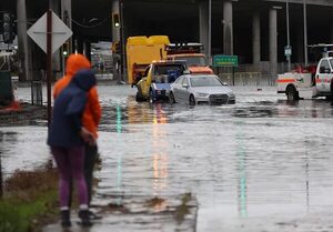 Un “ciclón bomba” alerta al estado de California con inundaciones y deslaves - Mundo - ABC Color