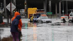 California: Un "ciclón bomba" traería inundaciones y deslaves