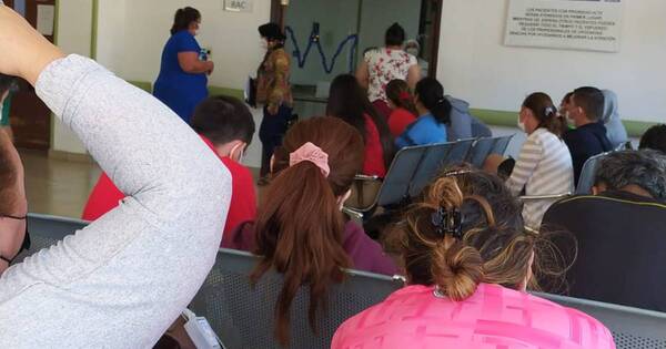 La Nación / Paciente esperó 8 horas en urgencia y se retiró sin ser atendida en IPS Ingavi