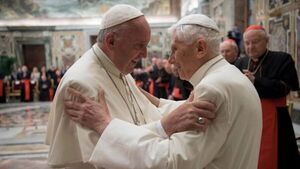 Francisco recordó a Benedicto XVI como “un gran maestro de catequesis” - ADN Digital