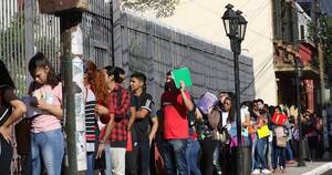 La Nación / Analista dice que en Paraguay siete de cada 10 no tienen seguridad social