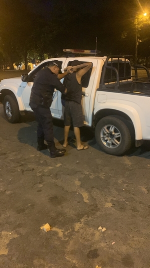 Varias detenciones durante controles de la Policía en San Lorenzo | 1000 Noticias