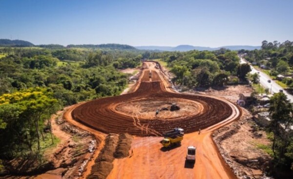 Ruta PY02: Avanzan obras en Caacupé para agilizar el tránsito