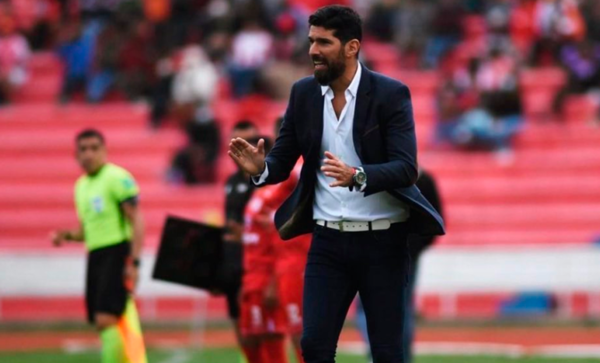 Diario HOY | 'Loco' Abreu debutó como entrenador en Perú con una derrota