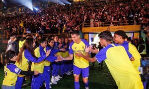 Cristiano Ronaldo se equivoca de país durante su presentación con Al Nassr