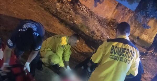 Compartía tragos con su ex y ligó puñaladas por parte del "titular", según denuncia