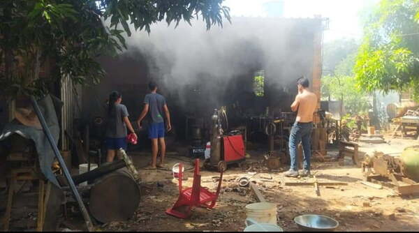Explosión en una tornería deja un fallecido y varios heridos - Noticiero Paraguay
