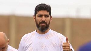Sebastián Abreu debutó como DT en Perú con una derrota