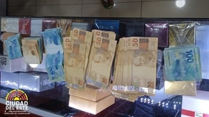 Tras denuncia de estafa a turista, intervienen un comercio en CDE - Paraguaype.com