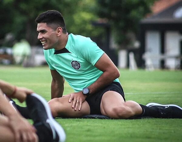 Olimpia: posible salida del “Poeta” Montenegro - Fútbol - ABC Color