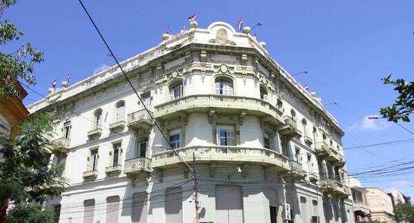 Hacienda interrumpirá servicios on line este sábado 7 por mantenimiento