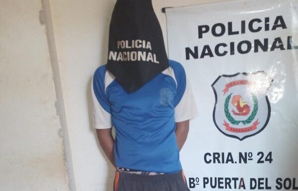 Detienen a sujeto con moto robada