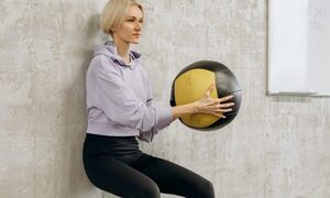 Pilates en la pared: el secreto para tonificar tu figura y mejorar la postura