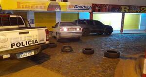 La Nación / Detienen a tres personas por coaccionar a conductores en el puente de Encarnación
