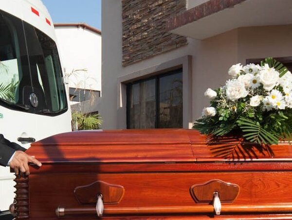 Funerarias deben contar con un médico cirujano, confirma Salud · Radio Monumental 1080 AM