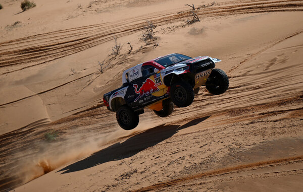 Al-Attiyah gana la etapa 6 en la debacle total para Audi