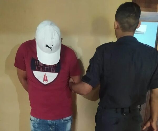 Detienen a miembro de una red de robacoches - ABC en el Este - ABC Color