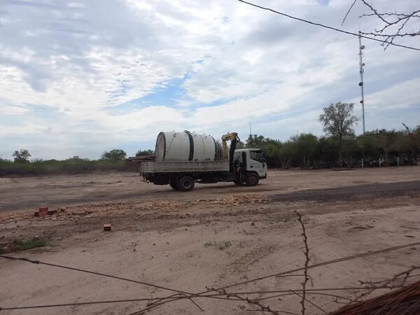 Sequía en el Chaco: comunidades nativas reciben tanques para acarreo de agua - Noticias del Chaco - ABC Color