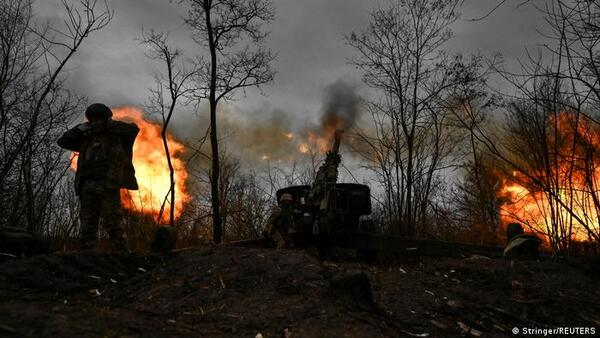 Ucrania reporta ataques rusos pese a alto el fuego anunciado por Moscú