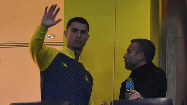 Con Cristiano en las gradas, Al Nassr se consolida en la cima