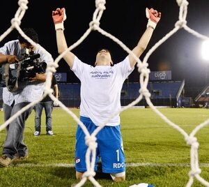 “Nacho” Don anunció su retiro del fútbol profesional   - Fútbol - ABC Color