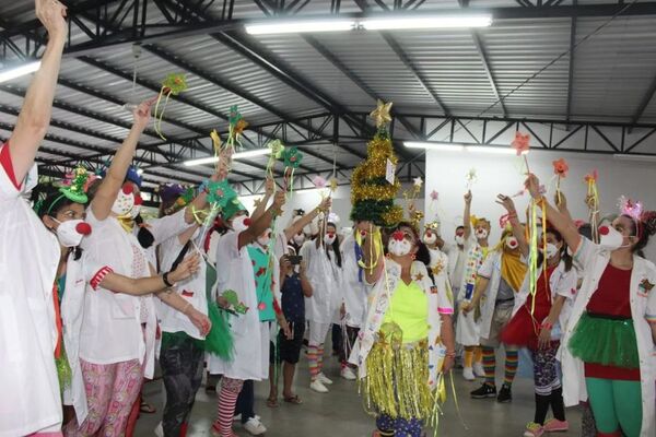 Dr. Payasonrisa inicia el 2023 llevando alegría a hospitales del Paraguay