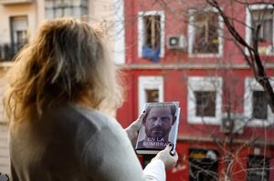La venta no autorizada adelanta las memorias del príncipe Enrique en España - Mundo - ABC Color