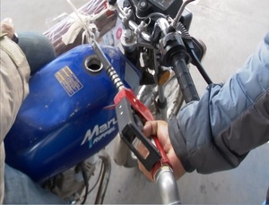 Emblemas no descartan aumento del Diesel - Unicanal