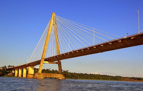 Advierten que excesivas demoras para cruzar puente San Roque puede espantar a turistas