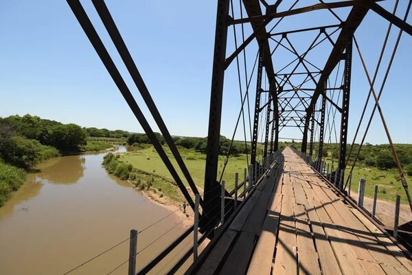 Fierro Punta: olvidado por las autoridades, visitado por los turistas - Viajes - ABC Color