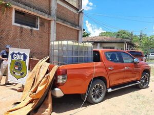 Incautan camioneta y 1.000 litros de combustible | 1000 Noticias